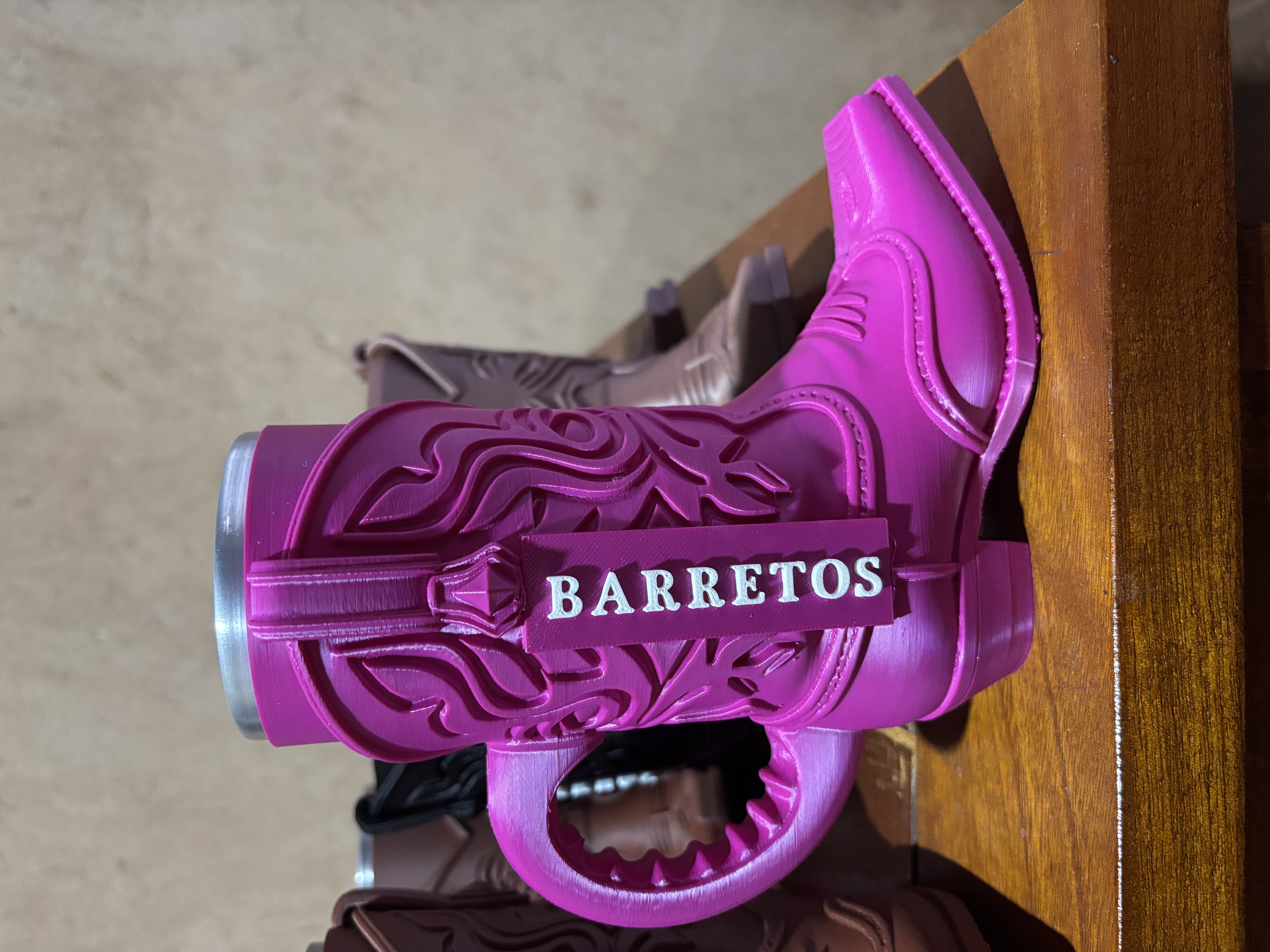 Porta-lata bota pink Barretos